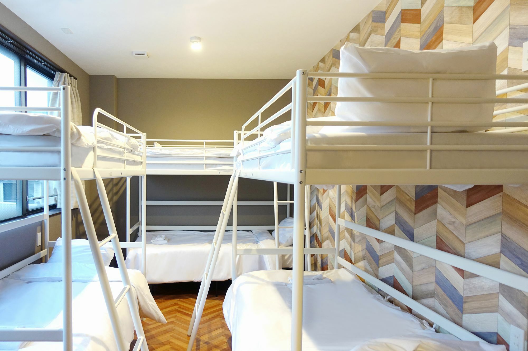 Briller Universal Japon Hostel Osaka Exterior photo